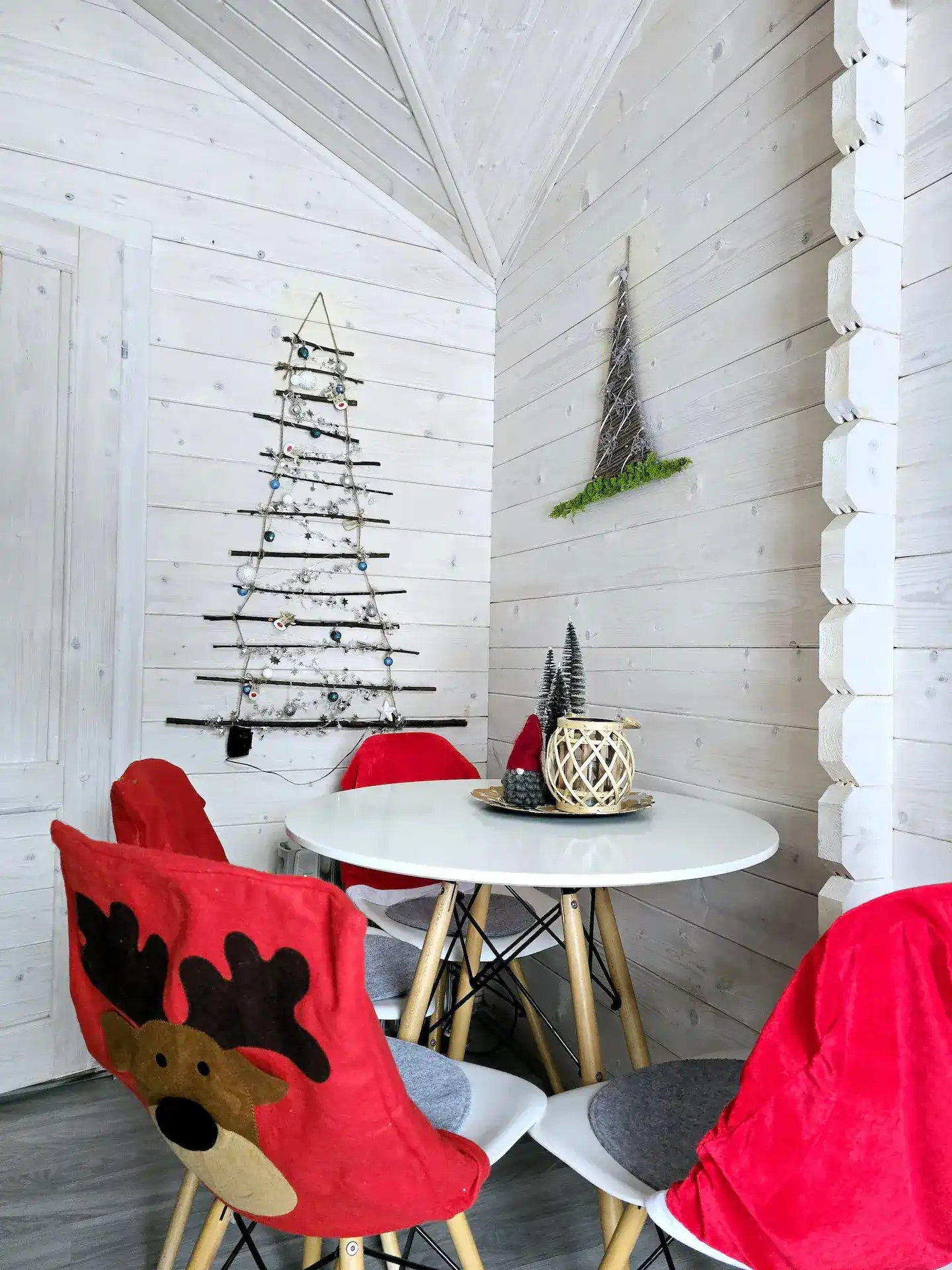 Esstisch im Ferienhaus